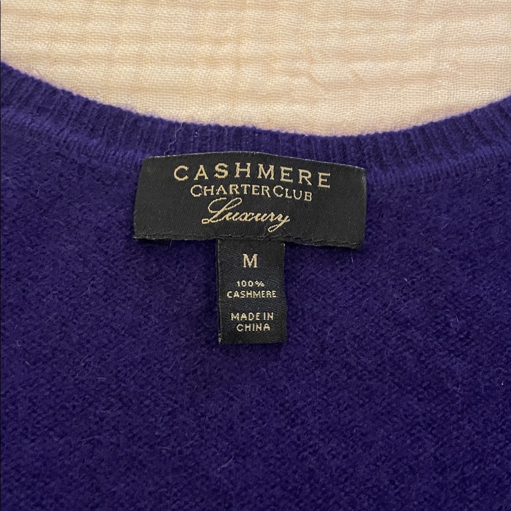 Royal Purple -Blue Cashmere V-neck Sweater sz Medium, FREE scarf w/purchase. - Picture 8 of 11